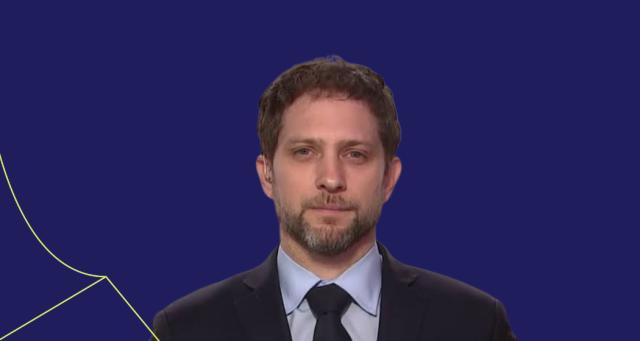 Jon Finer headshot